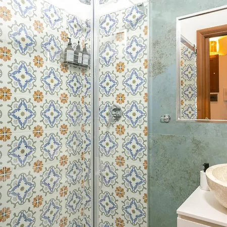 Stylish In Sallustiano Apartment